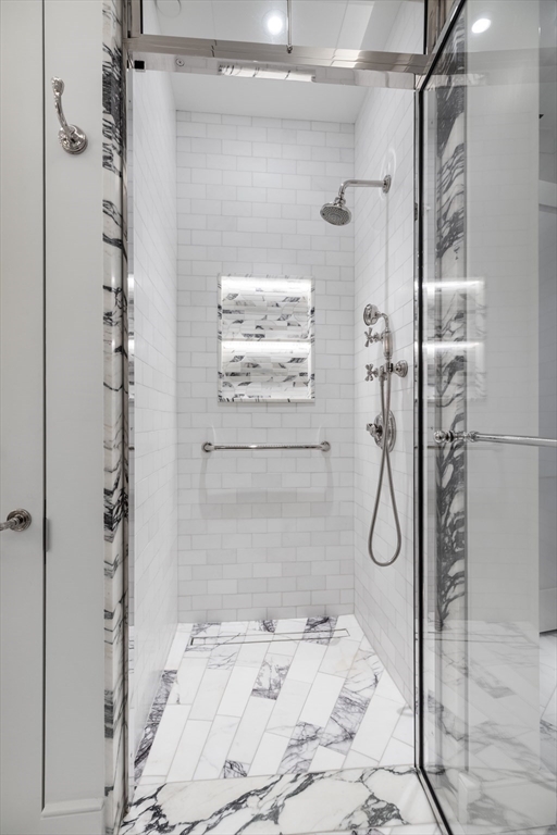 1 Dalton St #3902 Boston, MA 02199