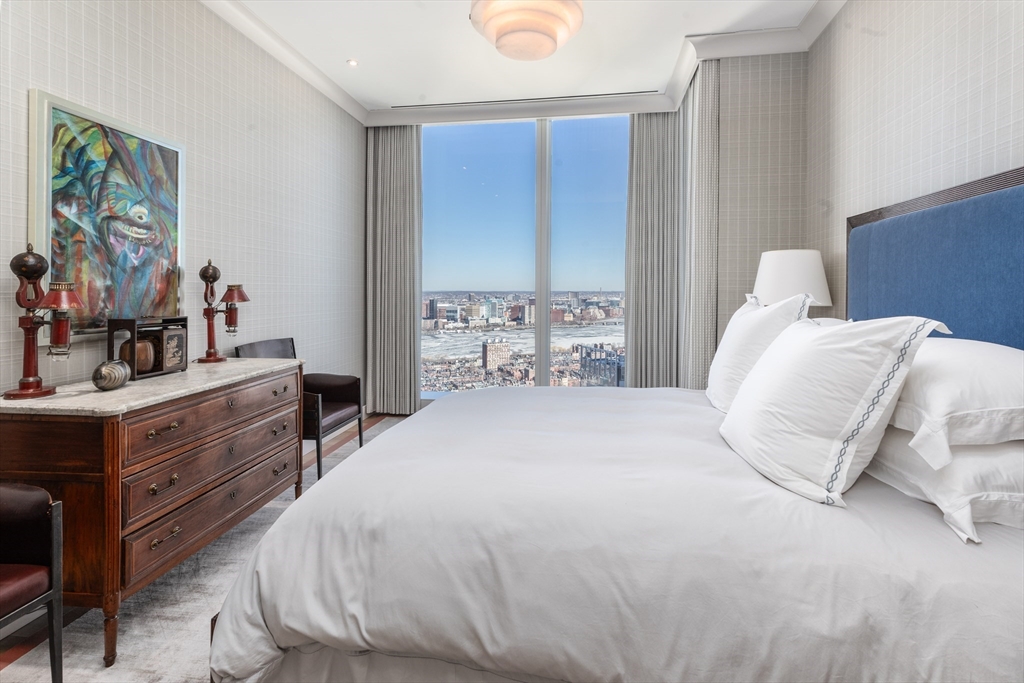 1 Dalton St #3902 Boston, MA 02199