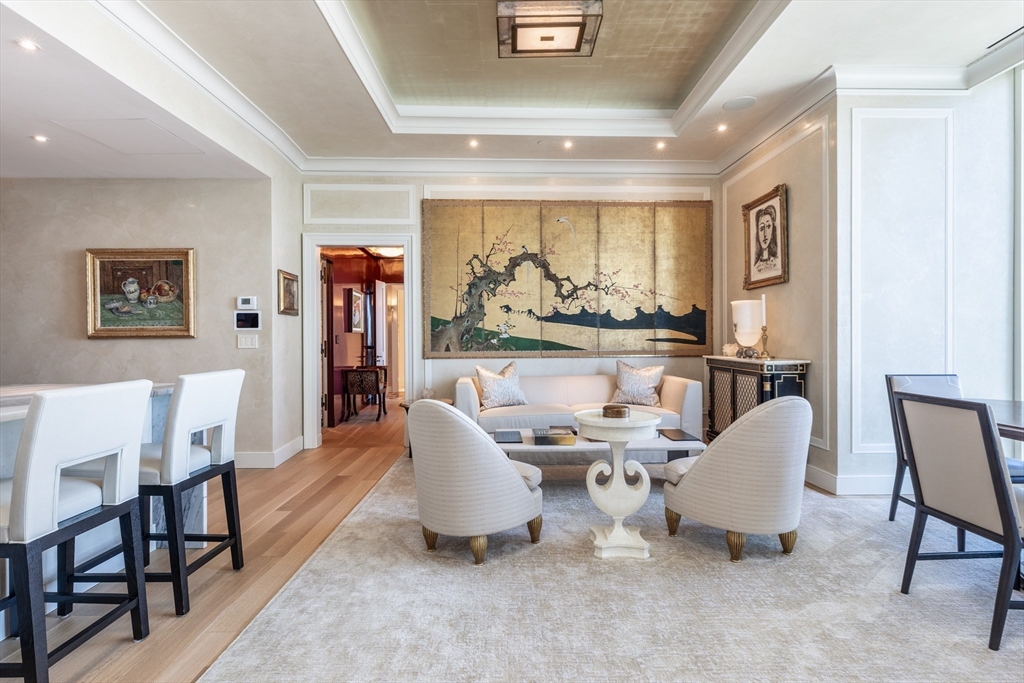 1 Dalton St #3902 Boston, MA 02199