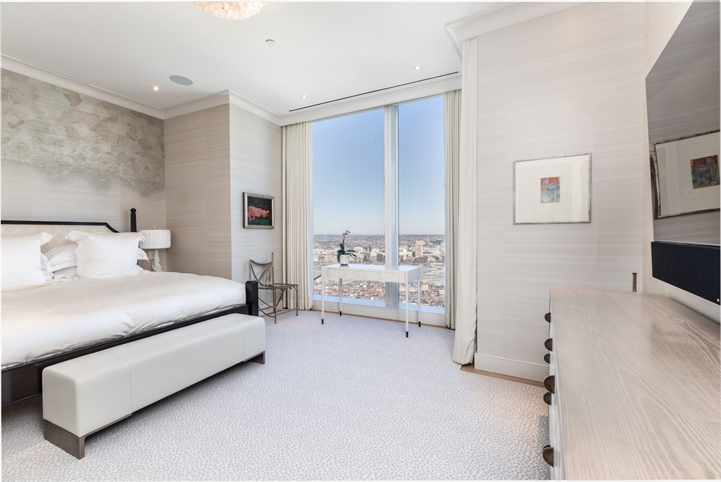 1 Dalton St #3902 Boston, MA 02199