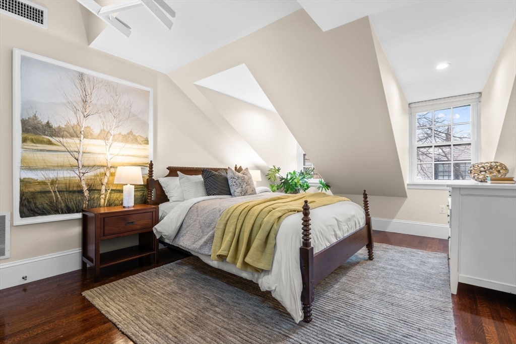 15 West Cedar St Boston, MA 02108