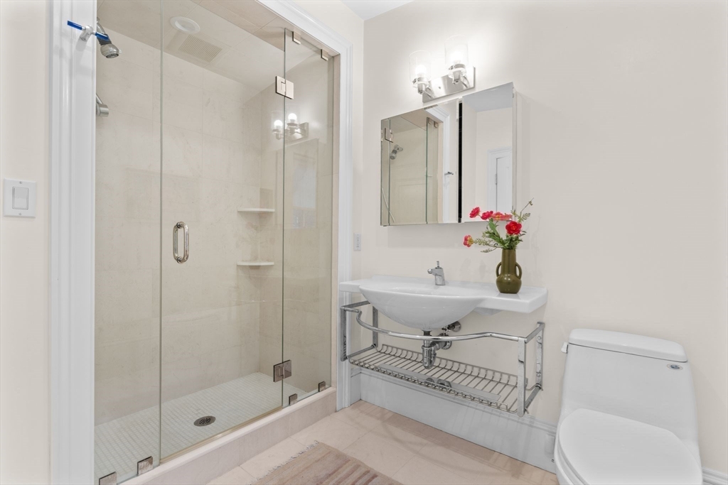 15 West Cedar St Boston, MA 02108