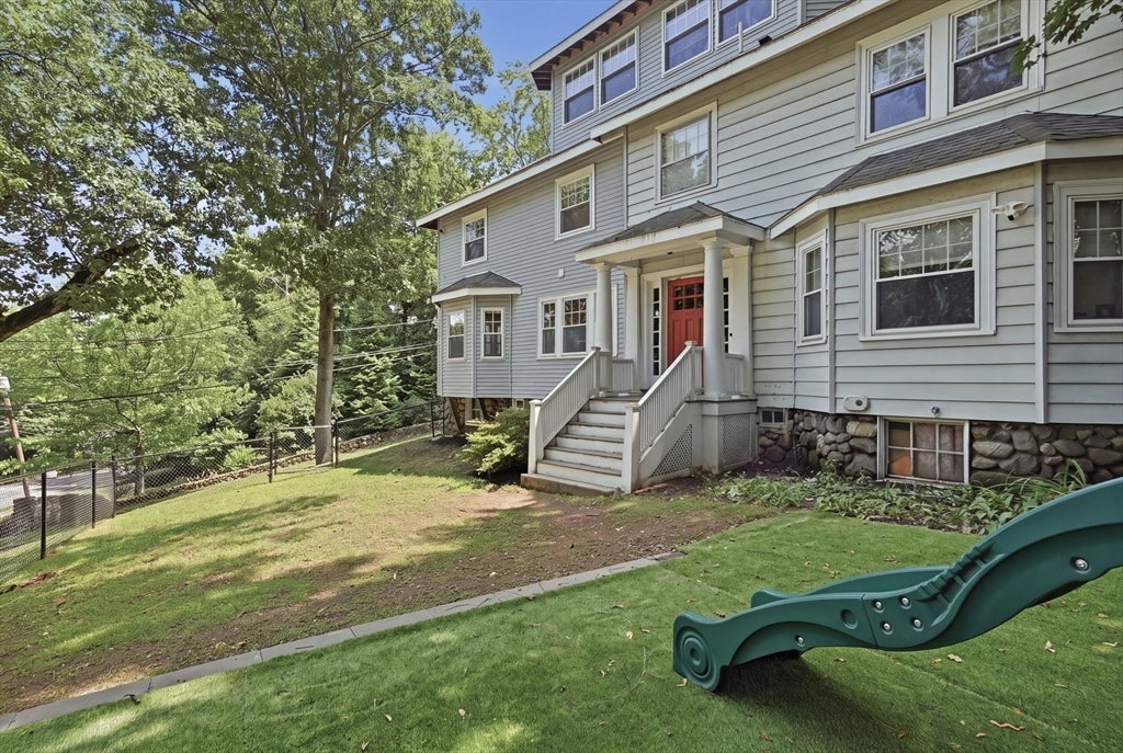 51 Fairmount Ave #51 Wakefield, MA 01880