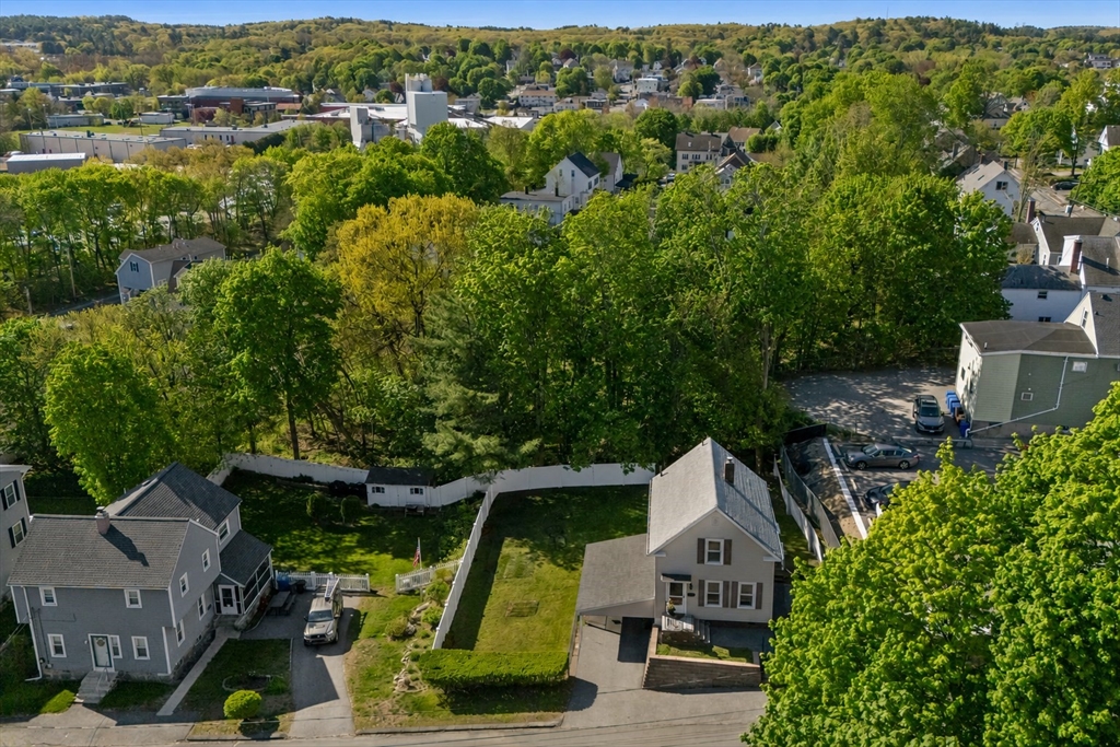 6 Highland St Wakefield, MA 01880