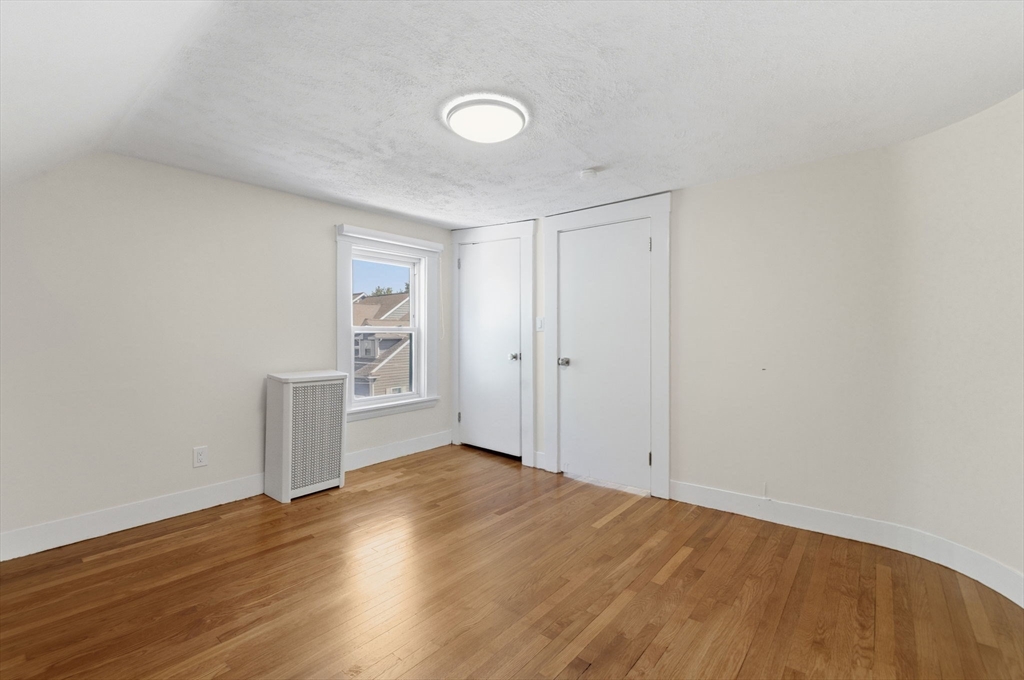 6 Highland St Wakefield, MA 01880
