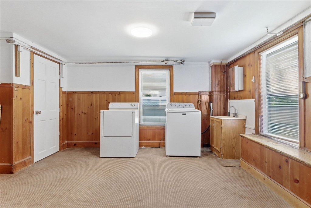 6 Highland St Wakefield, MA 01880