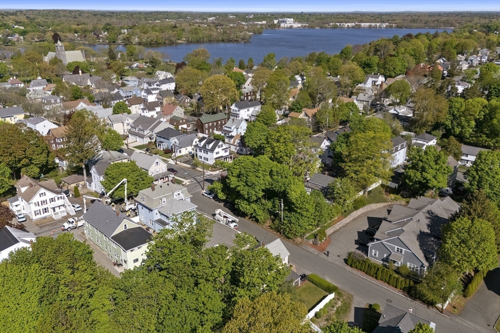 6 Highland St Wakefield, MA 01880