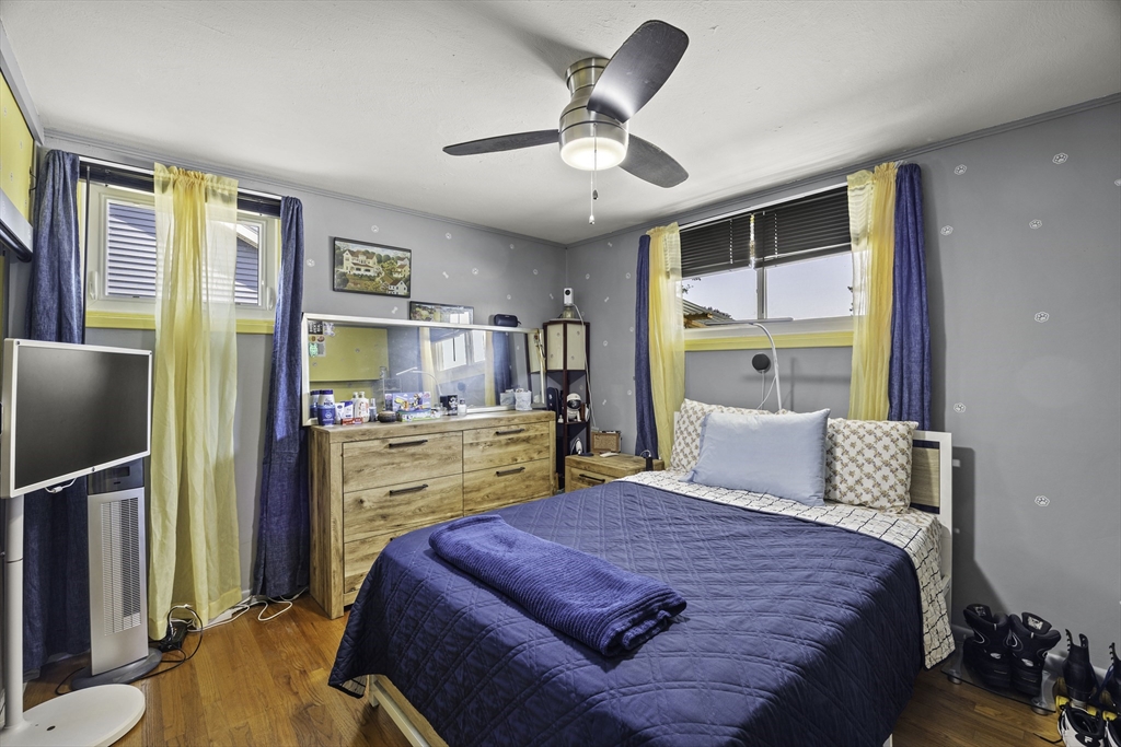 39 Wakefield St Springfield, MA 01151