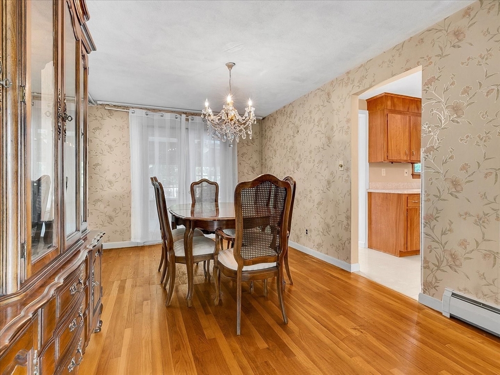 7 Kennedy Cir Wakefield, MA 01880