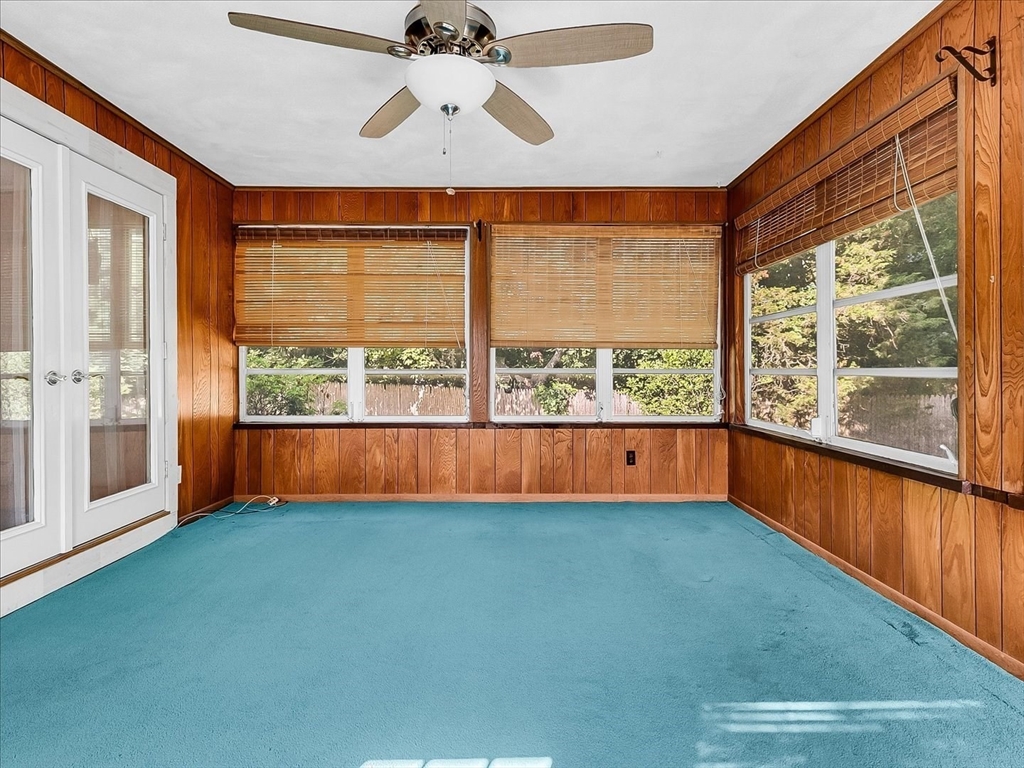 7 Kennedy Cir Wakefield, MA 01880