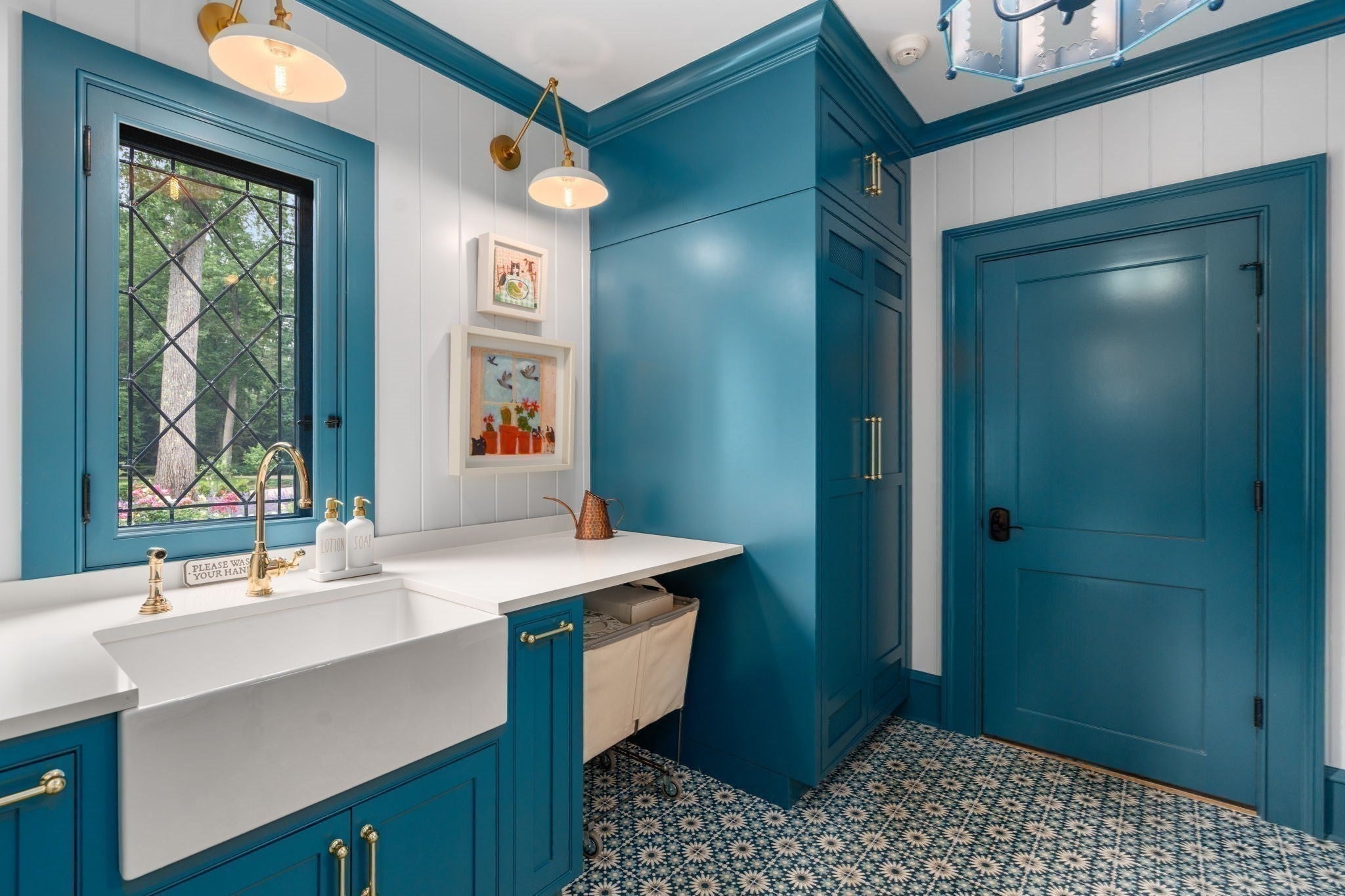 145 Frst St Sherborn, MA 01770