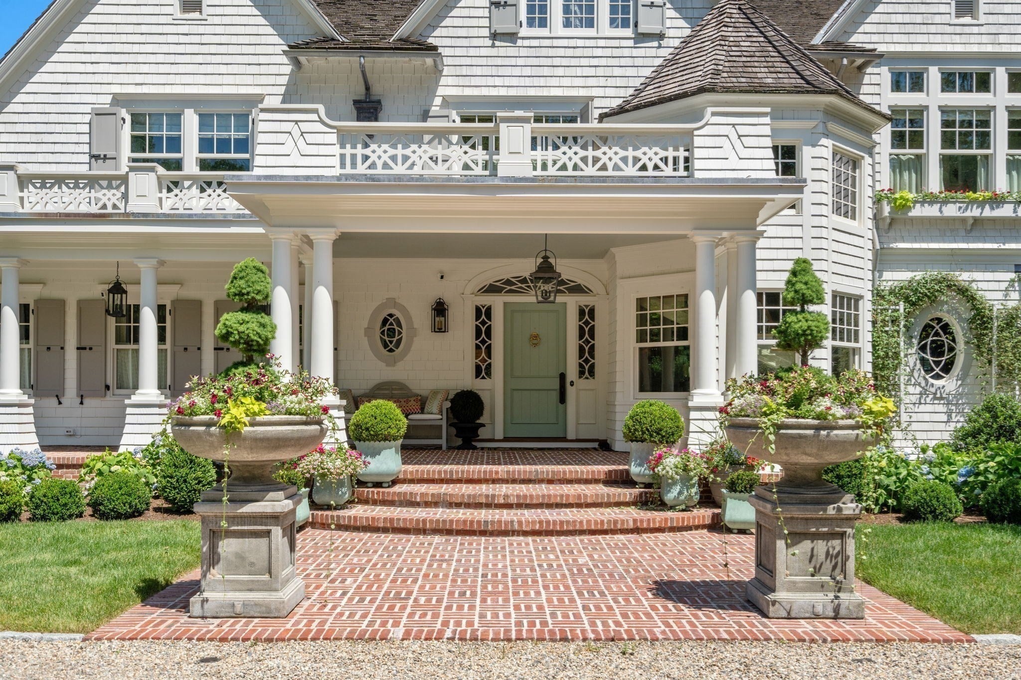 145 Frst St Sherborn, MA 01770