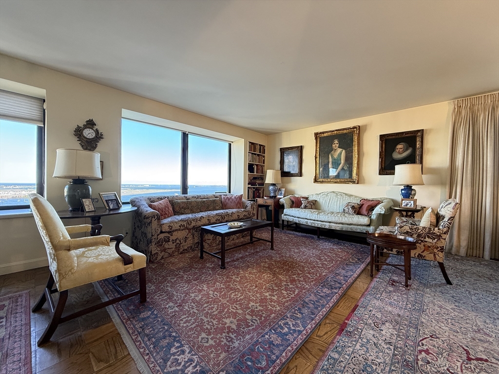 65 E India Row #PHF Boston, MA 02110