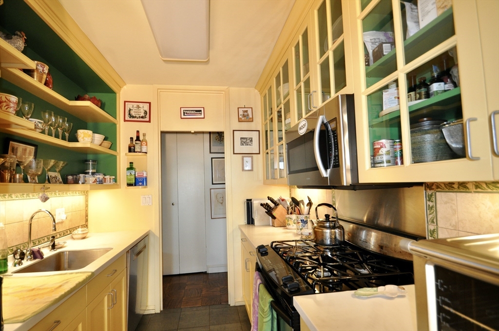 65 E India Row #PHF Boston, MA 02110