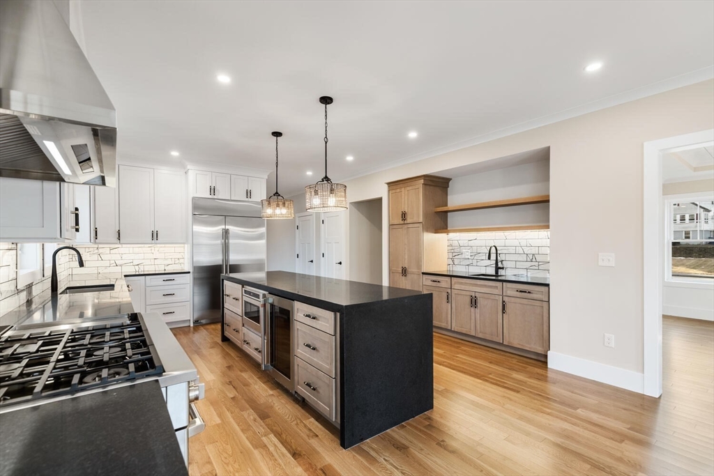 395 Vernon St Wakefield, MA 01880