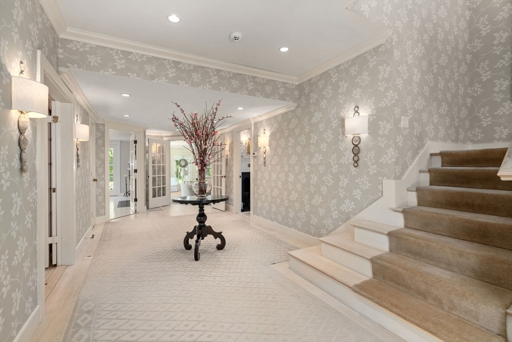 4 Claybrook Rd Dover, MA 02030