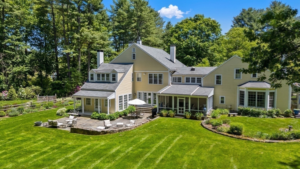 4 Claybrook Rd Dover, MA 02030