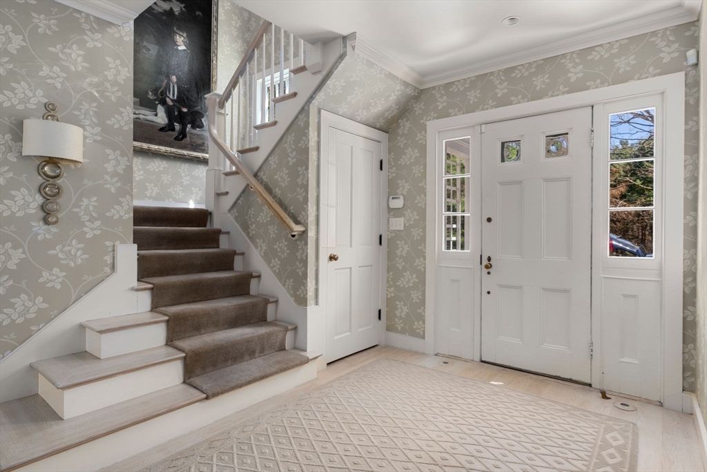 4 Claybrook Rd Dover, MA 02030