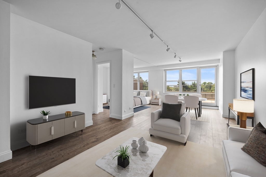 151 Tremont St #6H Boston, MA 02111