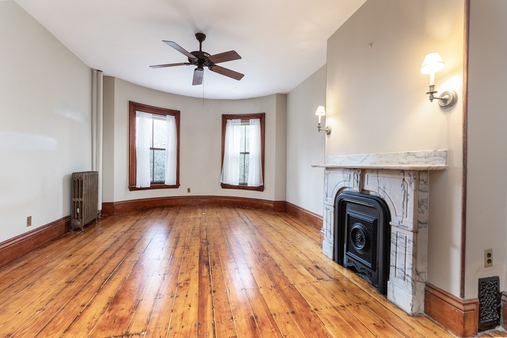 56 Rutland Sq Boston, MA 02118