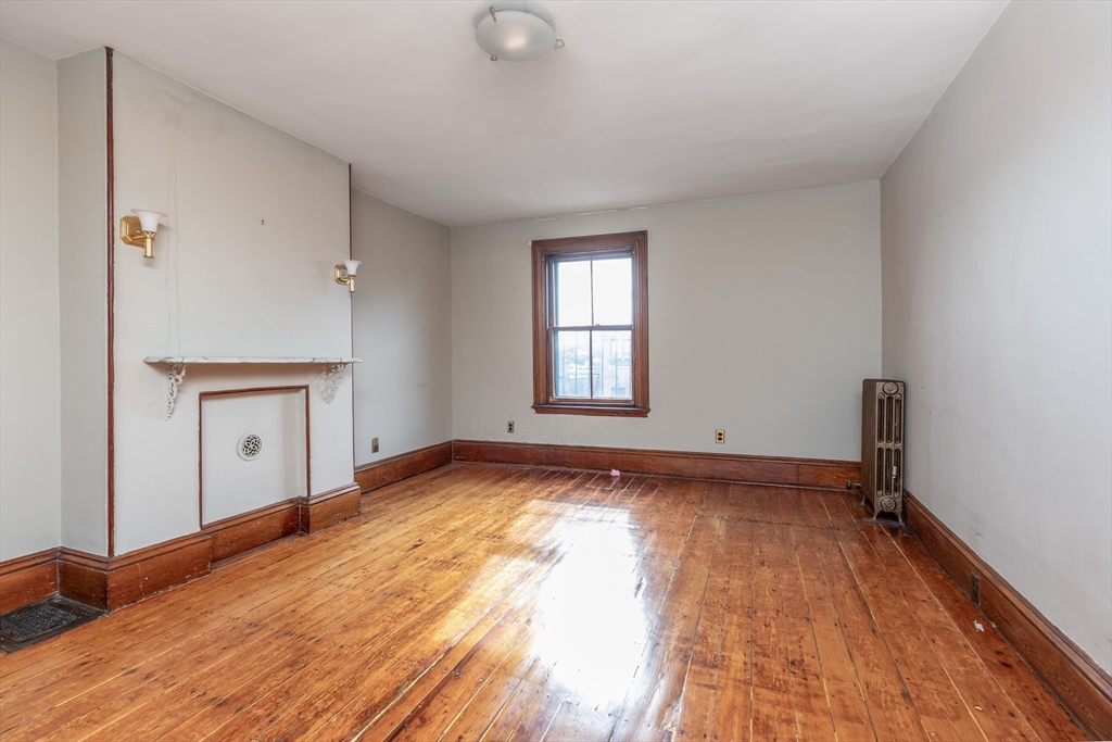 56 Rutland Sq Boston, MA 02118