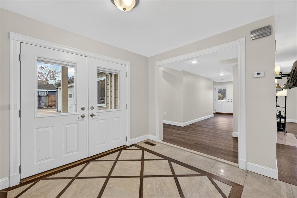 762 Main St Wakefield, MA 01880