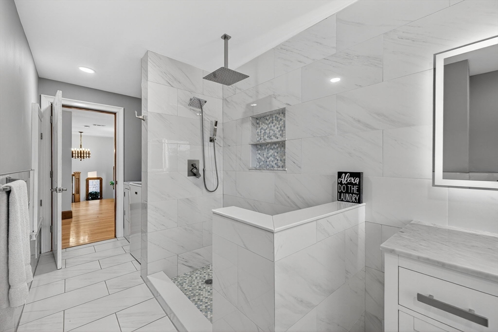 762 Main St Wakefield, MA 01880