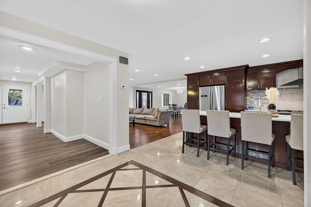 762 Main St Wakefield, MA 01880