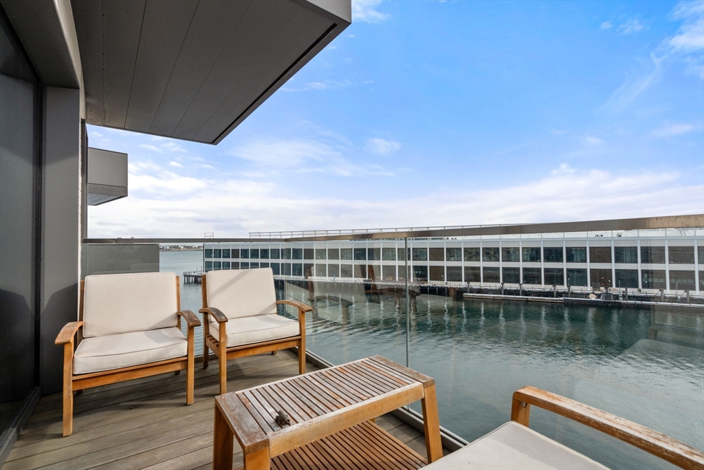 300 Pier 4th Blvd #5K