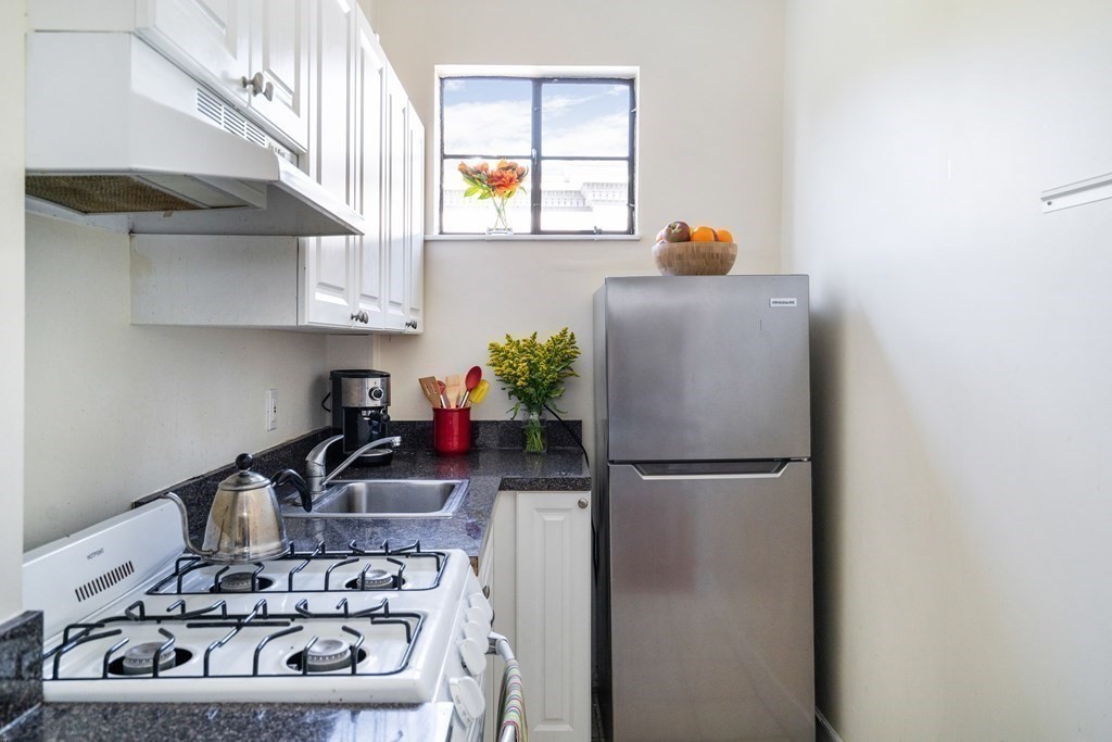 15 Ellery St #11 Cambridge, MA 02138