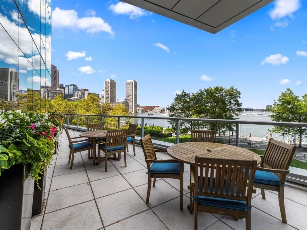 22 Liberty Dr #12G Boston, MA 02210
