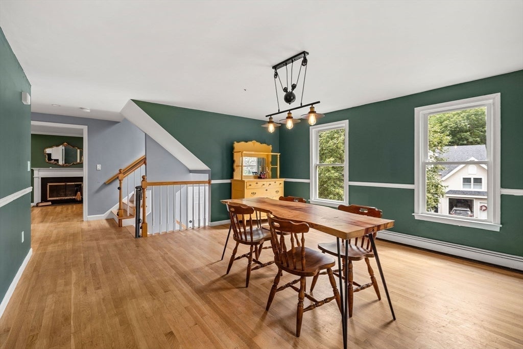 93 Kendrick Rd Wakefield, MA 01880