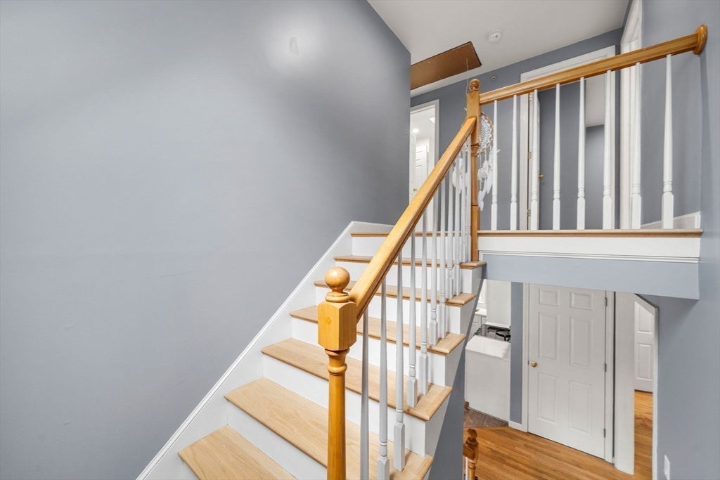 93 Kendrick Rd Wakefield, MA 01880
