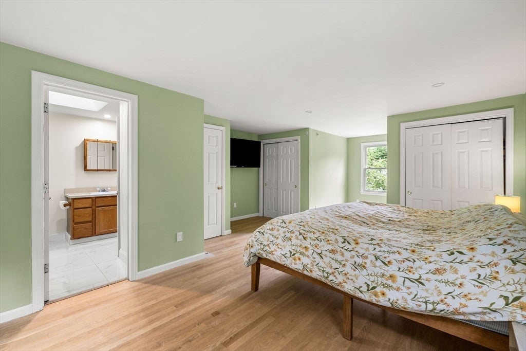 93 Kendrick Rd Wakefield, MA 01880