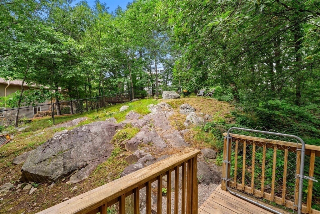 93 Kendrick Rd Wakefield, MA 01880