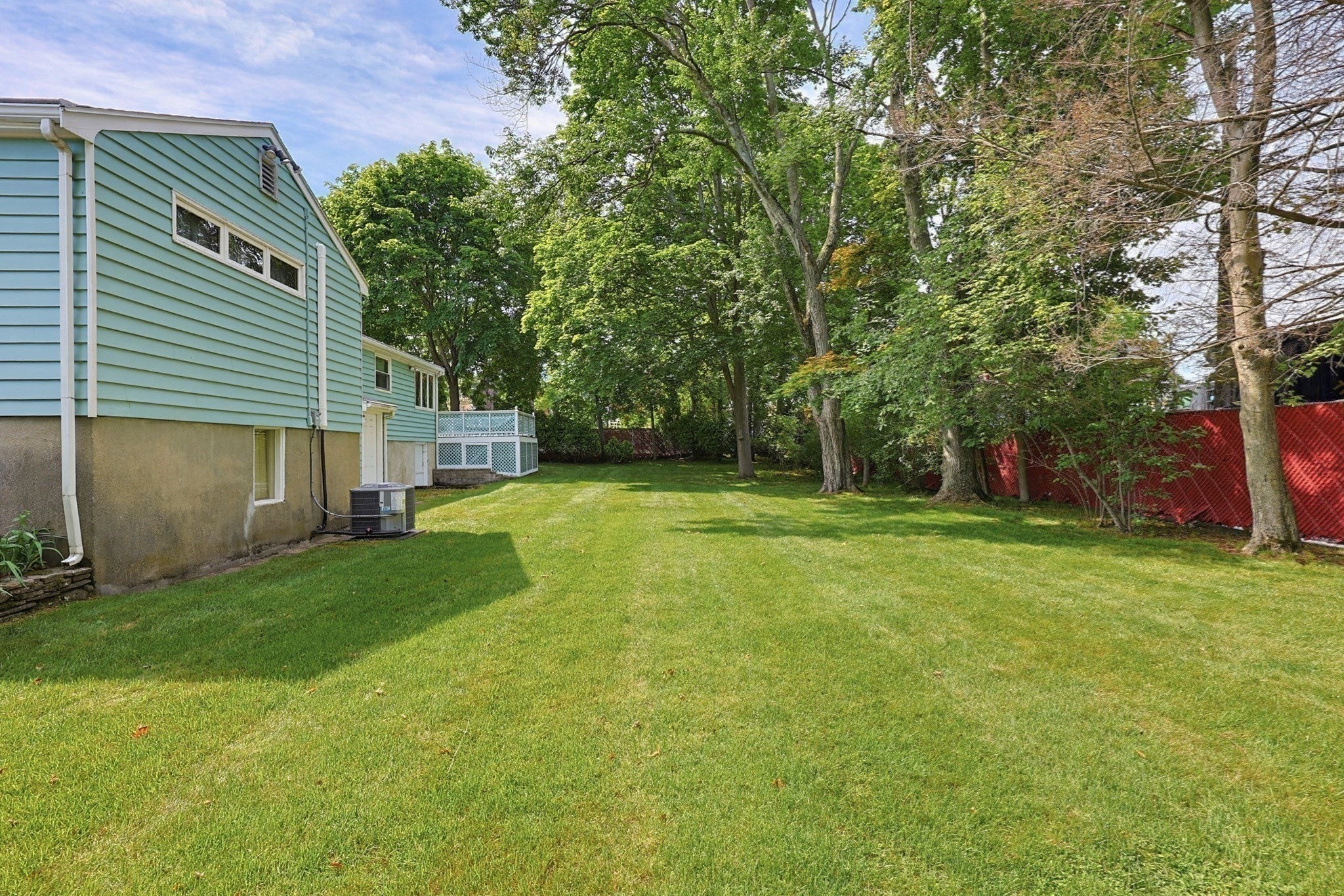 11 Preston St Wakefield, MA 01880
