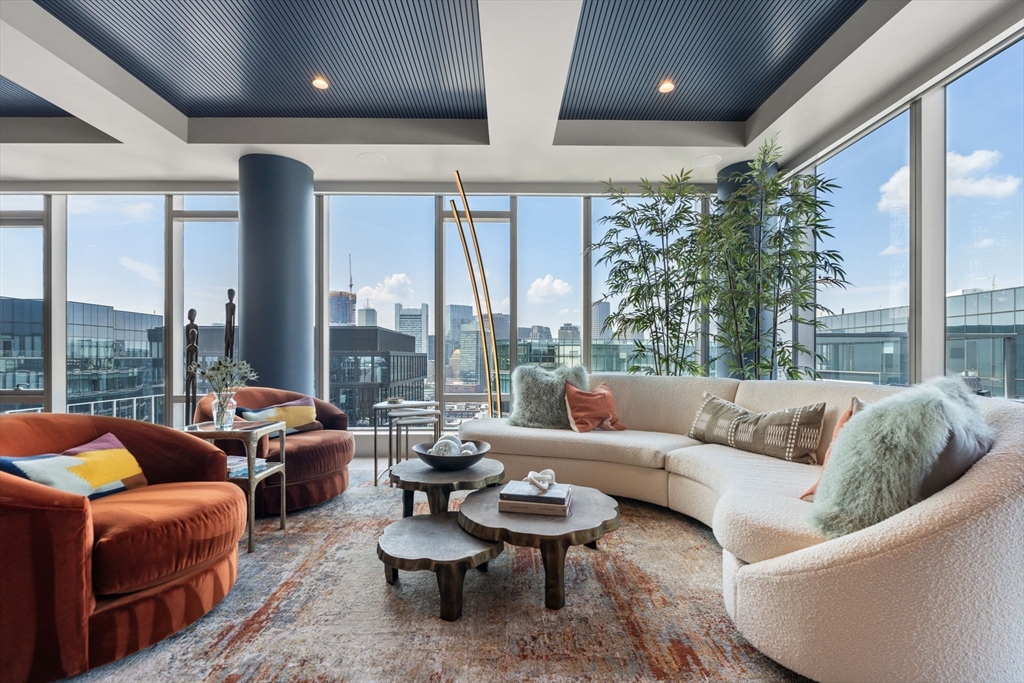 135 Seaport Blvd #PH3C