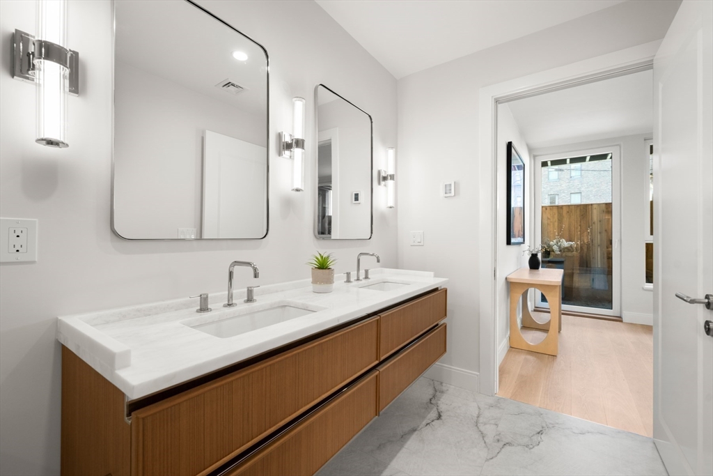 144 Worcester St #2 Boston, MA 02118