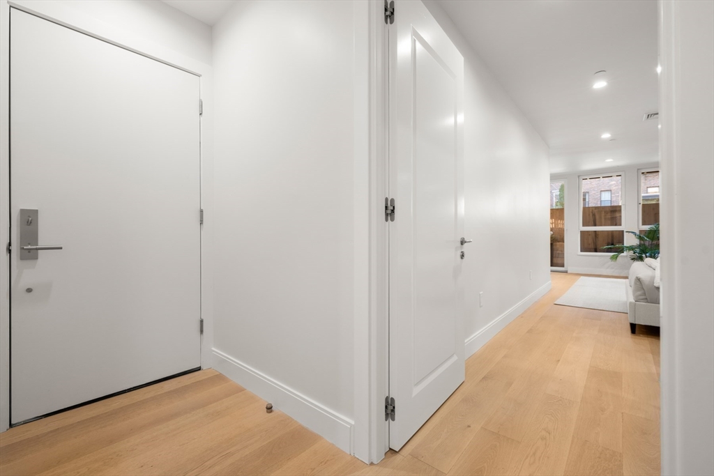 144 Worcester St #2 Boston, MA 02118