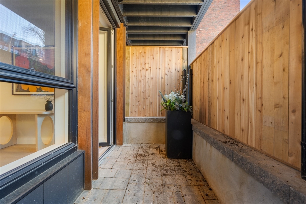 144 Worcester St #2 Boston, MA 02118