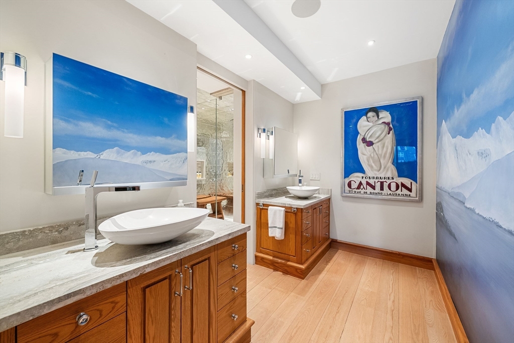 436 Lewis Wharf #436 Boston, MA 02110