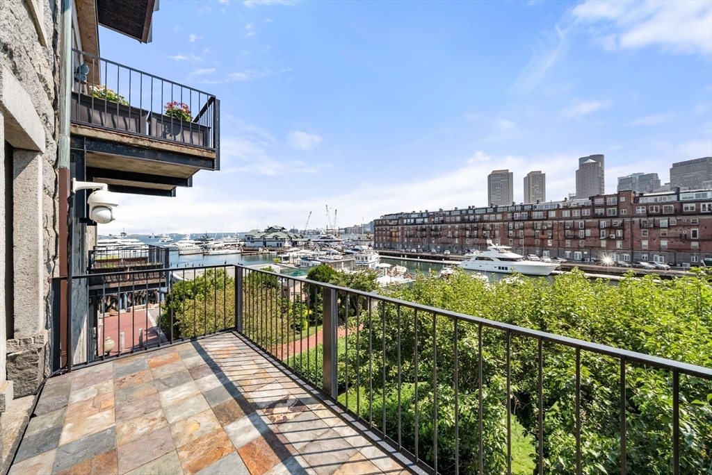 436 Lewis Wharf #436 Boston, MA 02110
