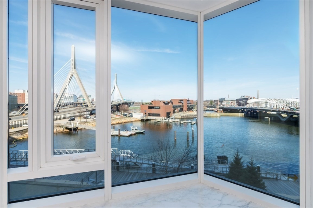 100 Lovejoy Wharf #5J