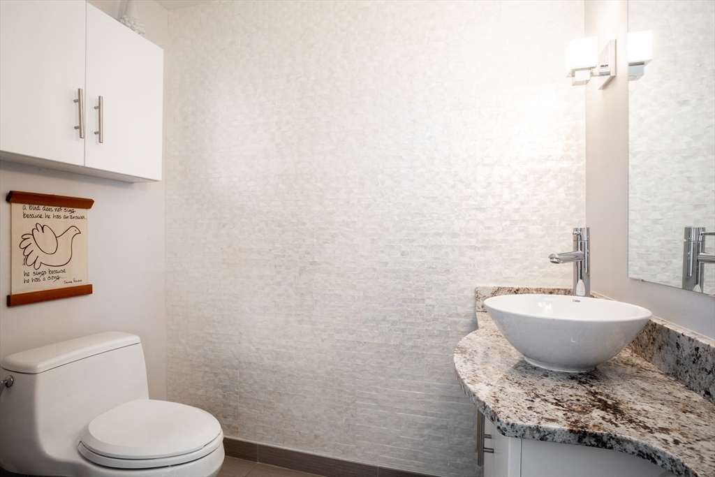 110 Stuart St #23F Boston, MA 02116