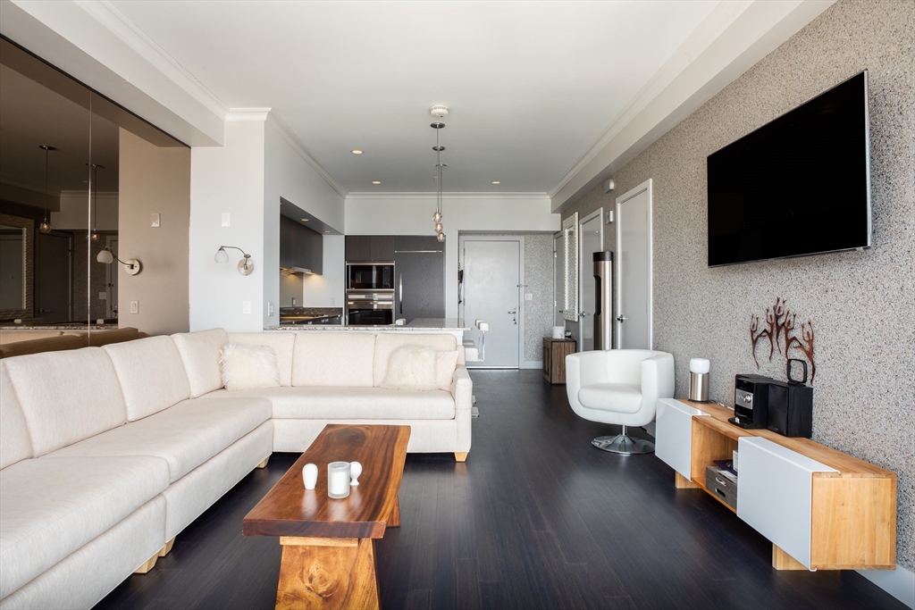 110 Stuart St #23F Boston, MA 02116