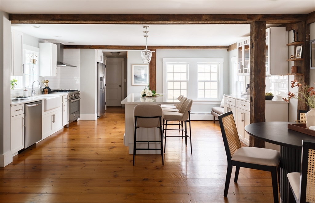 36 High St Andover, MA 01810