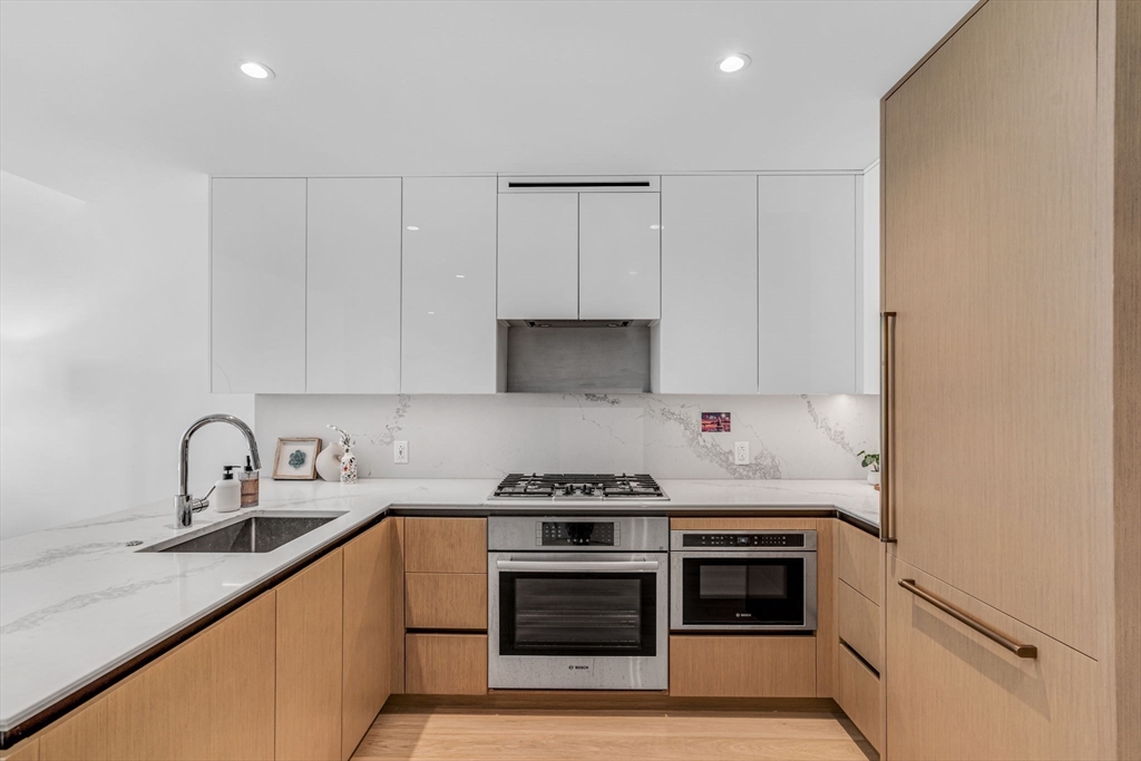 380 Harrison Ave #1123
