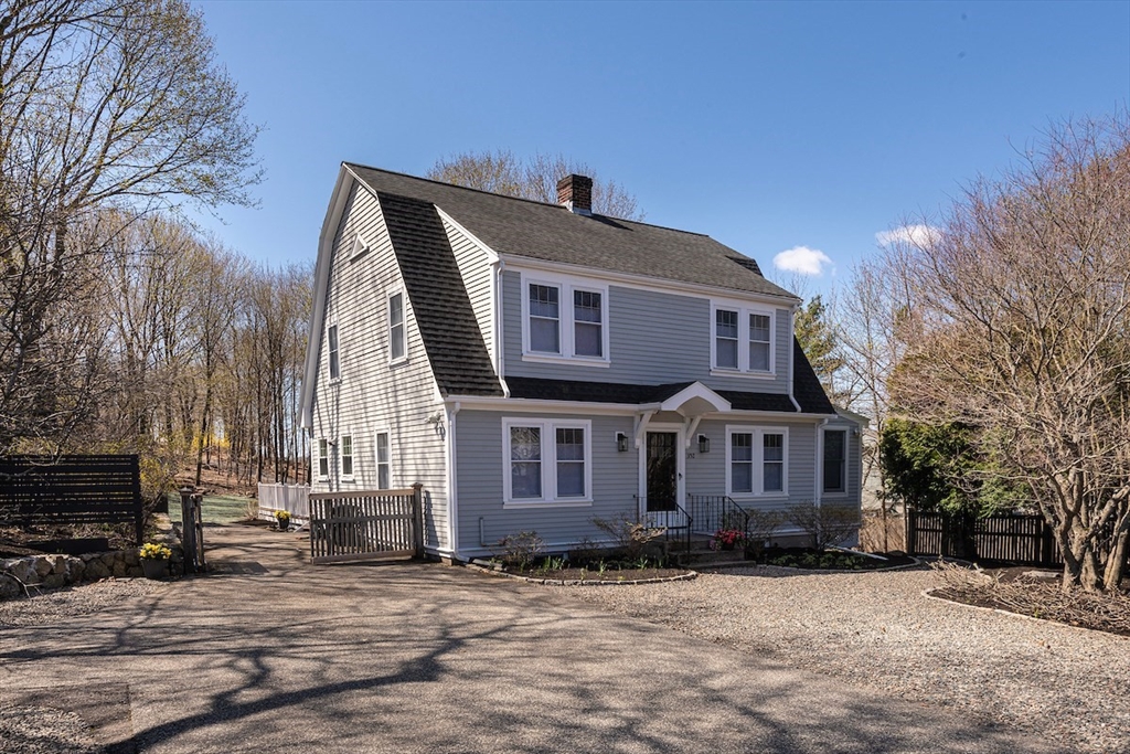 352 Concord Ave