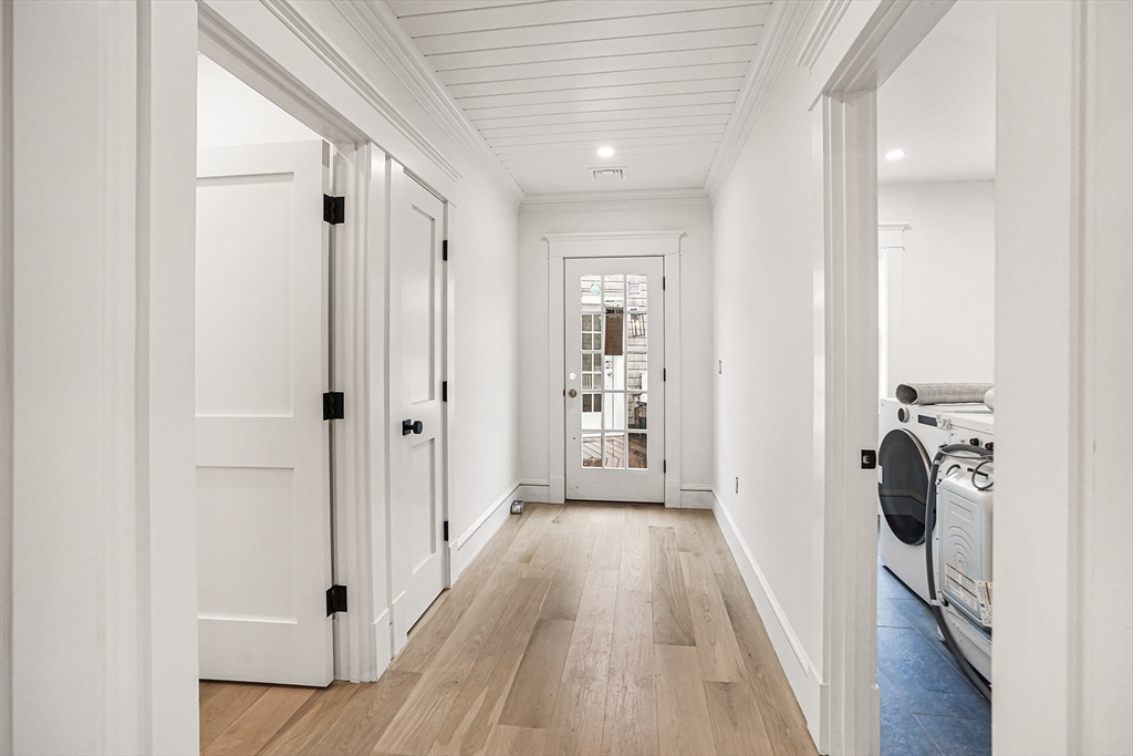 9 Suttons Way Edgartown, MA 02539