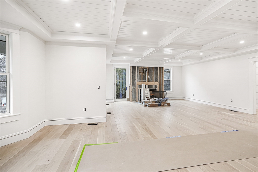 9 Suttons Way Edgartown, MA 02539